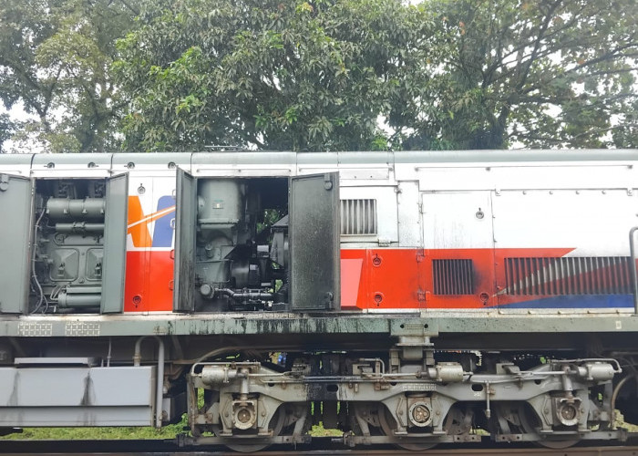 KA Kamandaka Mogok di Kedungbanteng Banyumas, Gangguan Lokomotif Picu Keterlambatan 
