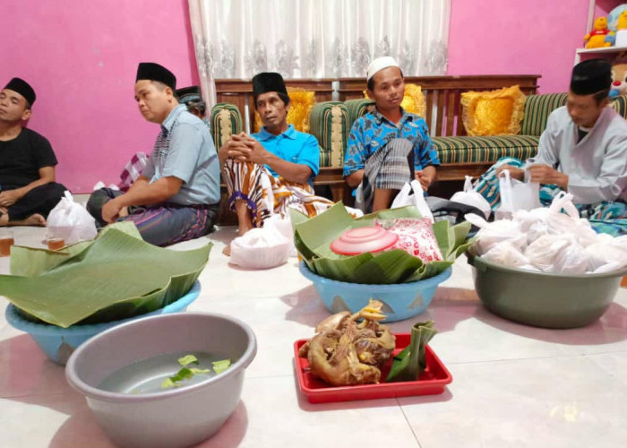 Warga Desa Watuagung Pegang Teguh Tradisi Nyewu 