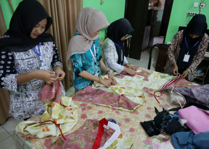 Jelang HUT ke-81 RI, Pesanan Produk Ecoprint di Purbalingga Naik 100 Persen
