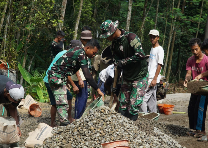 Dari Lumpur Krangean, TMMD ke-128 Kodim Purbalingga Menenun Jalan Harapan