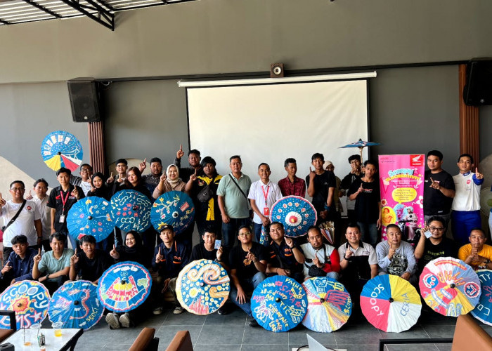 Keseruan Bikers Honda Scoopy Velocreativity, Skplore Banyumas dan Lukis Payung Kreatif
