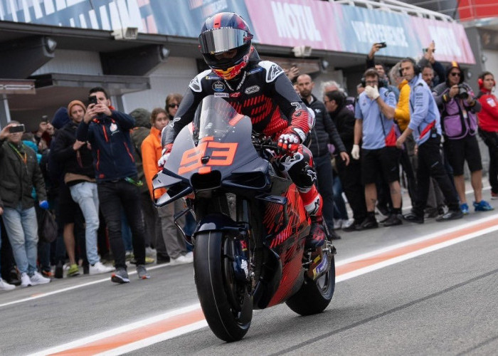 Ini Prediksi legenda MotoGP  Valentino Rossi  dan Para Pembalap MotoGP Terhadap Peforma Marquez di Ducati