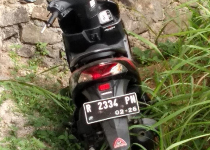 Sebuah Motor Misterius Ditemukan di Pinggir Sungai Susukan Bobosan Purwokerto