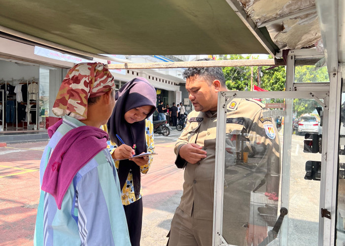 Satpol PP Cilacap Data PKL Jalan S. Parman Demi Kawasan yang Lebih Tertib