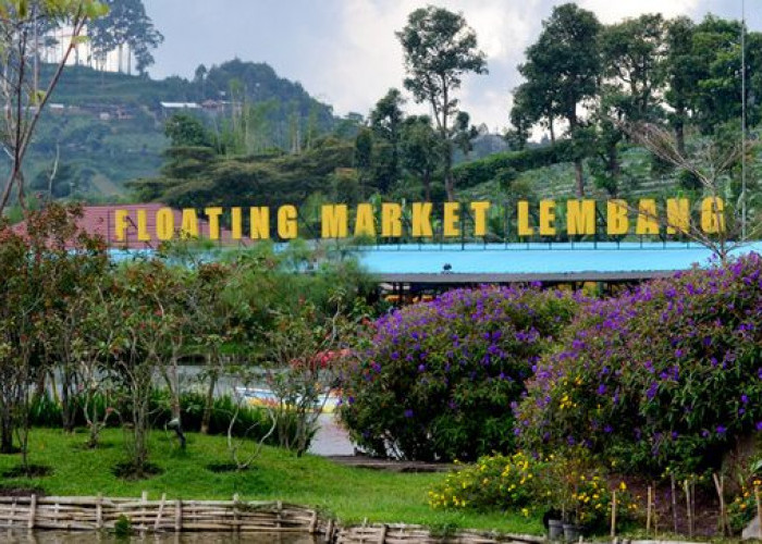 Uniknya Floating Market Bandung, Wisata Pasar Apung Seperti di Kalimantan!