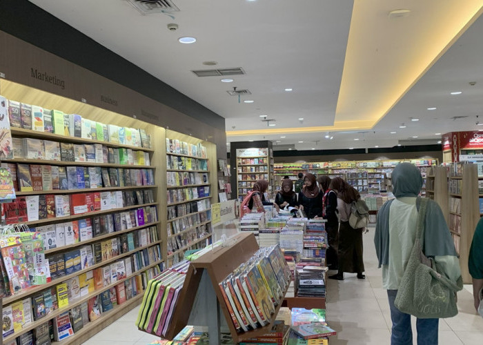 Gramedia Gelora Indah, Toko Buku Terbaru di Purwokerto yang Nyaman dan Lengkap