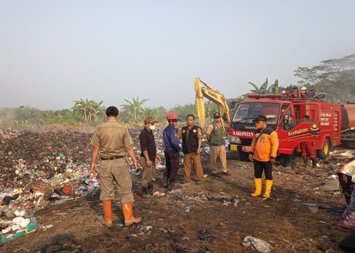 TPA Malabar Wanareja Cilacap Terbakar, Diduga Dipicu Gas Metana dari Tumpukan Sampah
