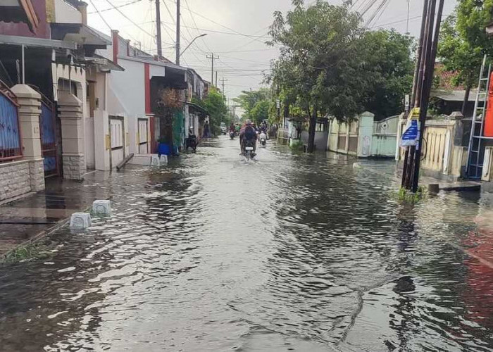 Hujan Deras Guyur Cilacap, Sejumlah Titik Tergenang Air hingga 40 Sentimeter