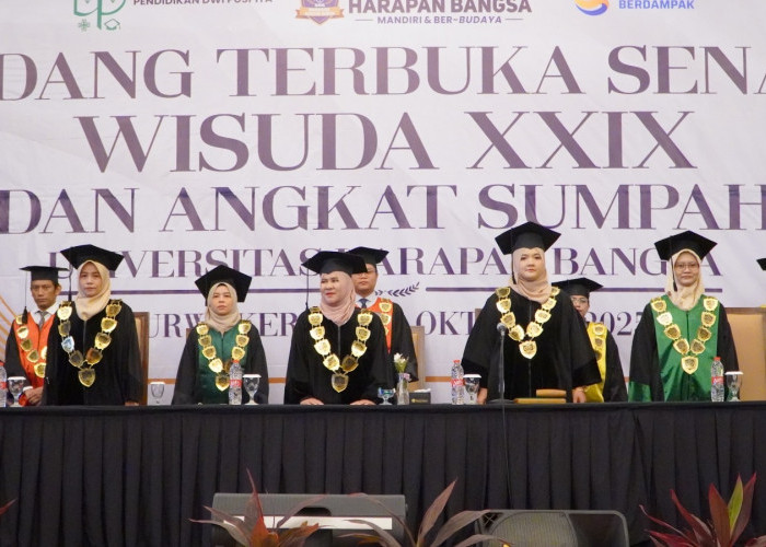 Wisuda XXIX dan Angkat Sumpah UHB Purwokerto, Gapai Visi Menjadi World Class Entrepreneurship University