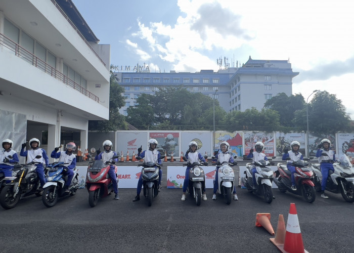 Astra Motor Yogyakarta Bekali Keselamatan Berkendara pada Ratusan Pelajar Sekolah Binaan Astra
