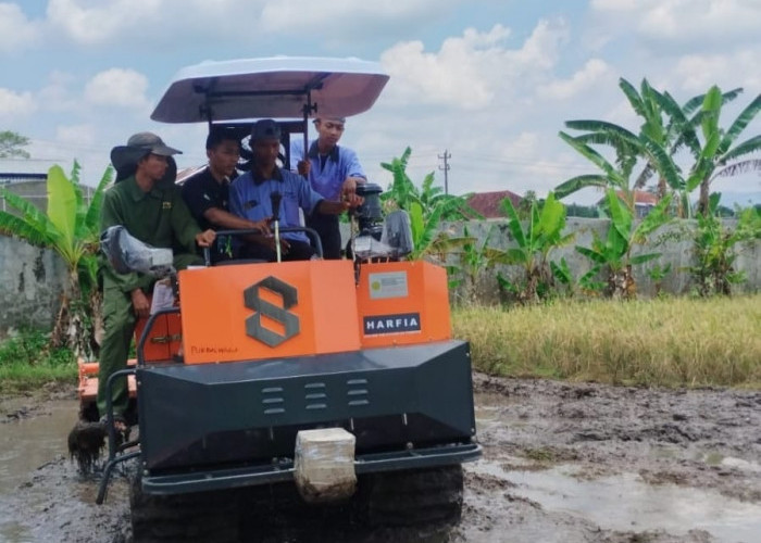 Dorong Regenerasi Petani, Dinpertan Ajak Anak Muda Kuasai Alsintan