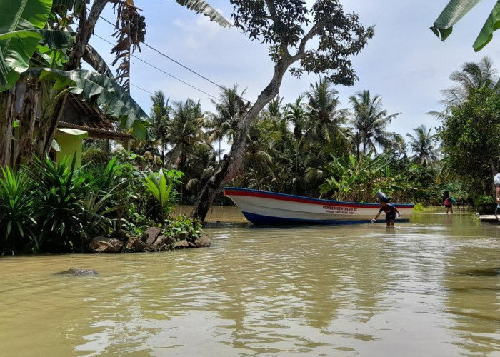 Desa Gentasari  Cilacap Terendam Banjir