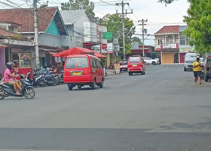 Awak Angkutan Kota Pertanyakan Tarif Penumpang Karyawan