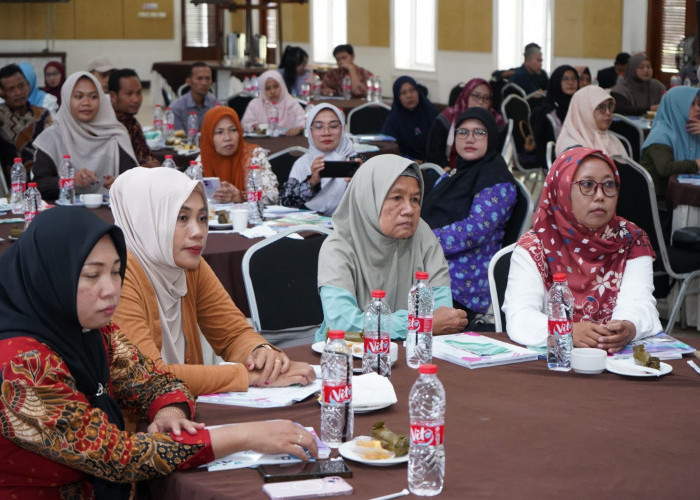 Dinkes Kebumen Bekali 140 Pelaku Usaha PIRT