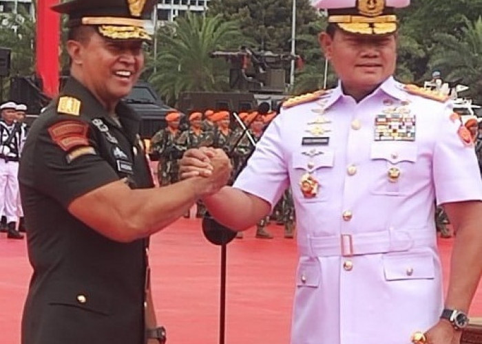 Jenderal Andika Perkasa Serttijab dengan Panglima TNI Laksamana Yudo Margono di Mabes TNI, Lega Kata Andika