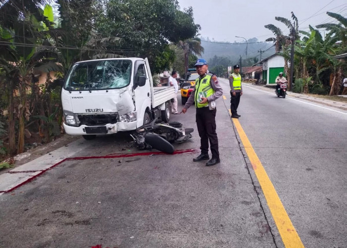 Dua Pemotor Meninggal Tertabrak Pikap Di Pekuncen Banyumas