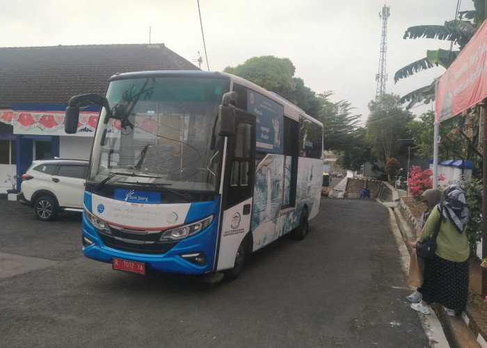 Bus Wisata Dialihfungsikan Jadi Bus Sekolah Banyumas, Pelajar Kalibagor Mendapat Layanan Transportasi Gratis