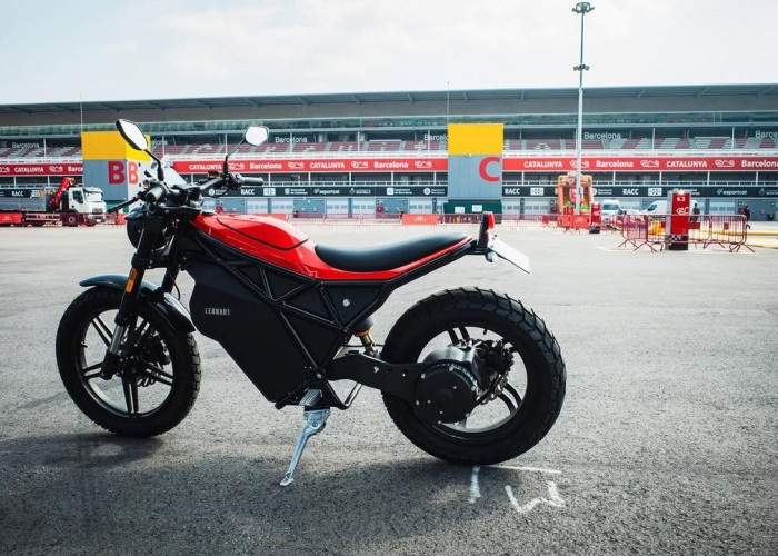 Motor Listrik Retro Kekinian? Kenali Spesifikasi Lengkap Leonart Rigger!
