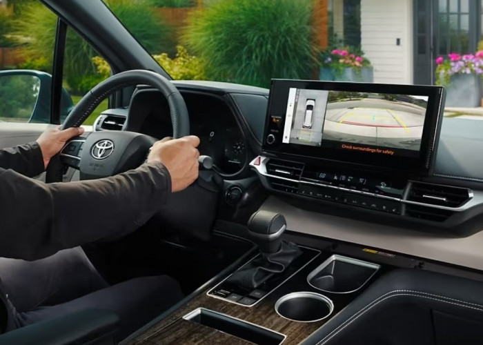 Interior Toyota Sienna 2025 Bikin Melongo, Fitur Mewah Setara SUV Premium!