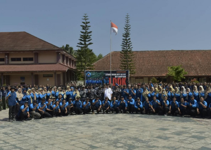 535 Siswa SMKN 1 Binangun Digembleng LDDK, Jalani Long March 25 Kilometer