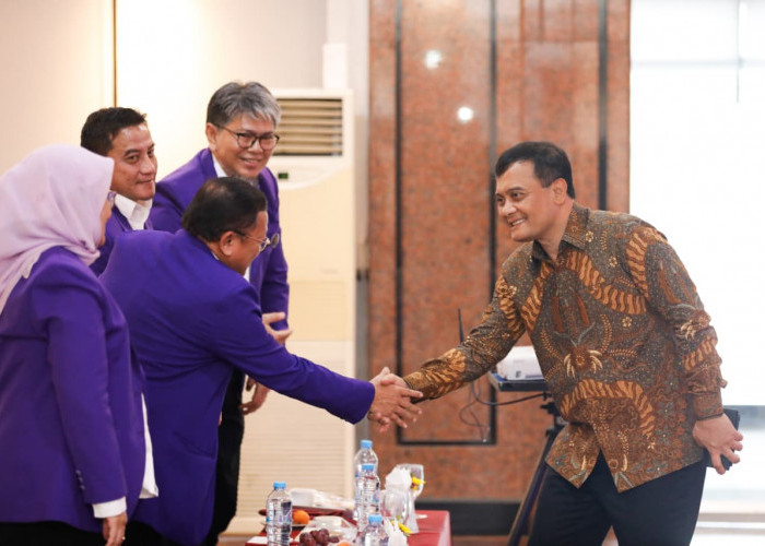 Gubernur Ahmad Luthfi Minta Pemerataan Dokter Gigi dan Mulut di Jateng