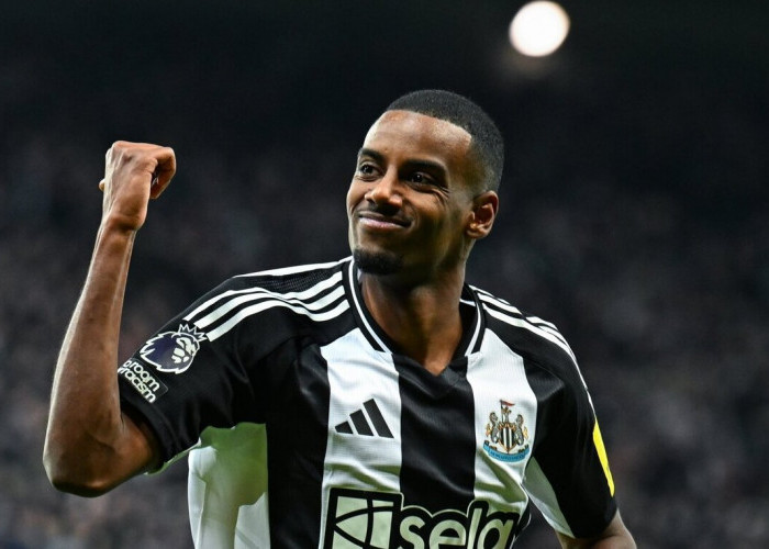 Liverpool Kontak Newcastle untuk Boyong Alexander Isak, Hugo Ekitike juga Jadi Pertimbangan