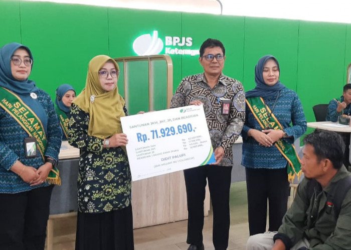 Serahkan Santunan di Harpelnas, Bukti Nyata Manfaat Program BPJS Ketenagakerjaan Untuk Pekerja dan Keluarga