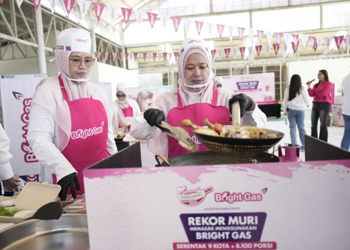 Pertamina Kilang Cilacap Cetak Rekor MURI Masak Ayam Kecap Terbanyak