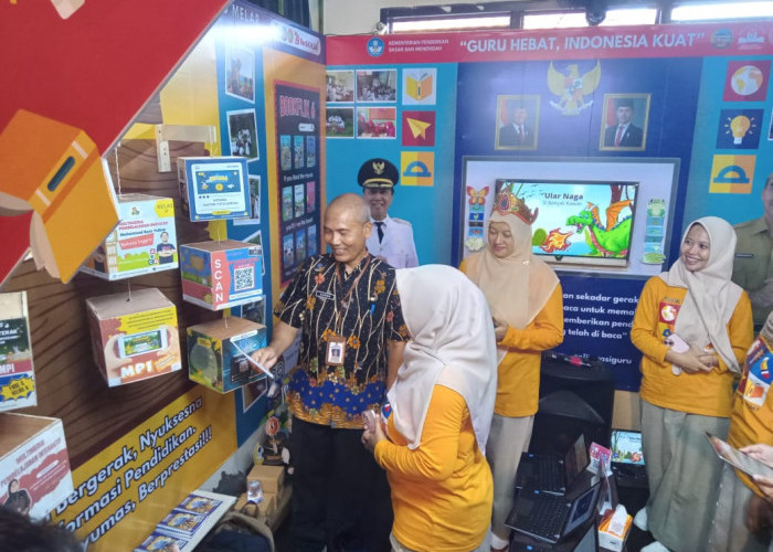 Kuatkan Literasi, Ribuan Karya Guru Banyumas di Pamerkan