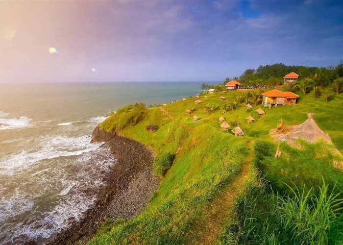 Rekomendasi Pantai Aesthetic di Kebumen!