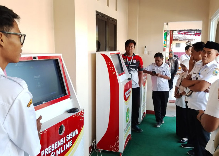 Presensi Online Tekan Siswa Alpa, SMP Terapkan Sistem Digital di Banyumas