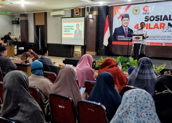 Rofik Hananto Tekankan Internaliasi Empat Pilar MPR RI kepada Kader PKS Banjarnegara