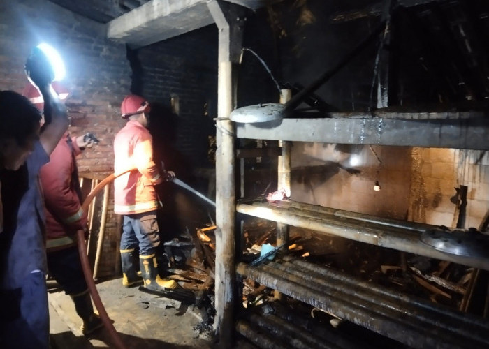 Dapur Produksi Tahu di Kutawis Terbakar, Kerugian Capai Rp 5 Juta