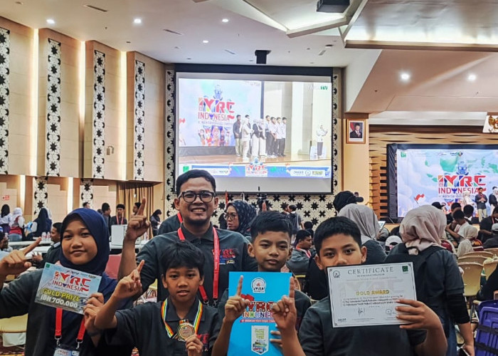 Siswa SD UMP Raih Emas Robotik Tingkat ASEAN