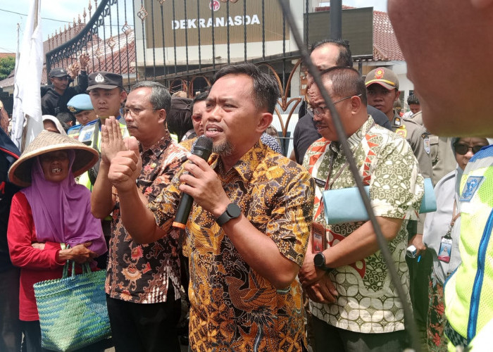 Terancam Tergusur, Warga Kampung Laut Gelar Aksi Minta Pemkab Berpihak Pada Masyarakat