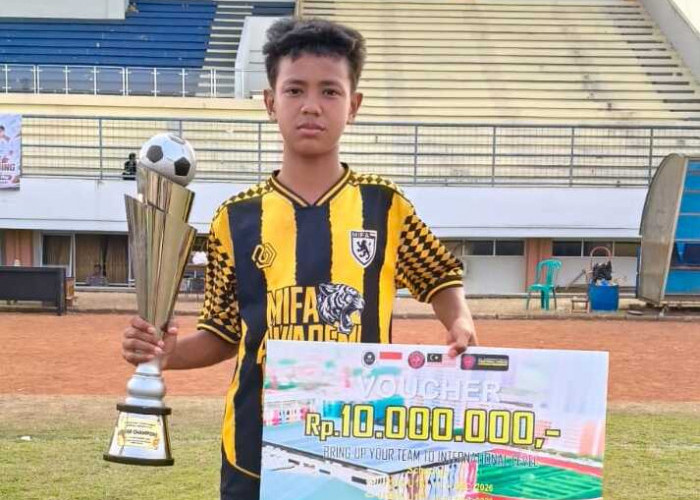 Dua Siswa SMP Islam Al Azhar 15 Cilacap Raih Juara Nasional dan Provinsi