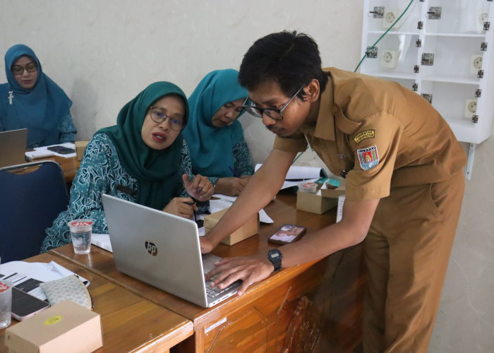 TP PKK Cilacap Kuatkan Kader dengan SIM PKK Online