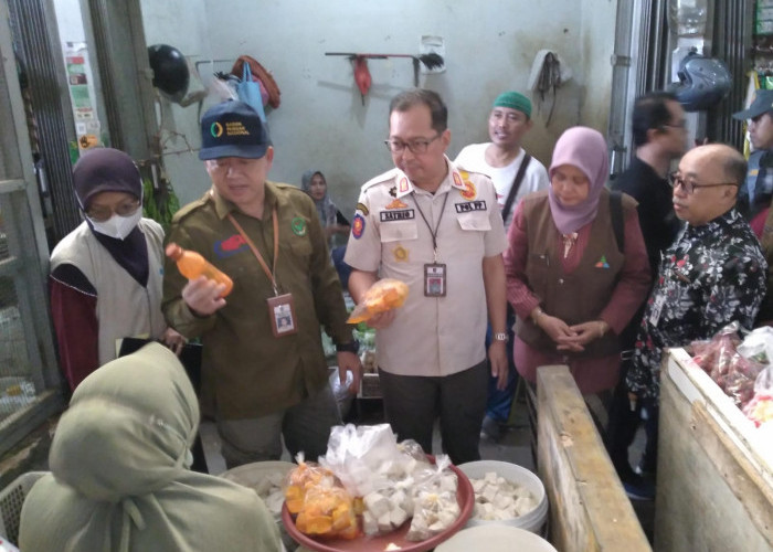 TJKPD dan Disparbun Kabupaten Cilacap Temukan Zat Berbahaya Pada Sayur dan Buah di Pasar Sidodadi