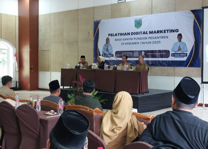 Ratusan Santri Dilatih Digital Marketing