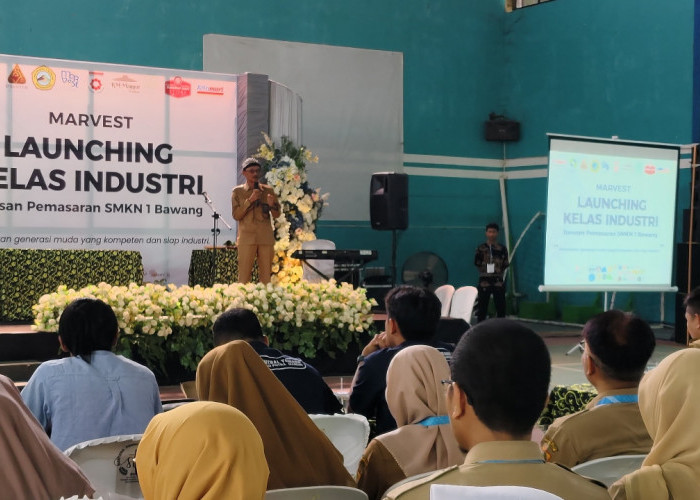 Siap Kerja Sejak Sekolah, Siswa SMKN 1 Bawang Digembleng Lewat Kelas Industri