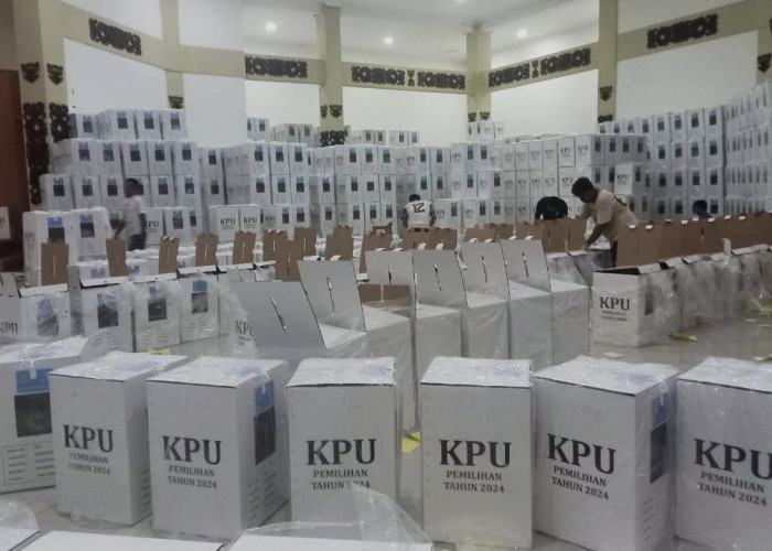 KPU Banjarnegara Mulai Kirim Logistik Pilkada 2024