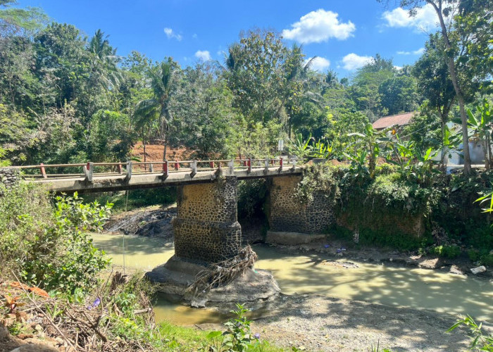 Air Sungai Kalisapi Keruh Saat Kemarau, Warga Kaliajir Protes Aktivitas Pencucian Pasir