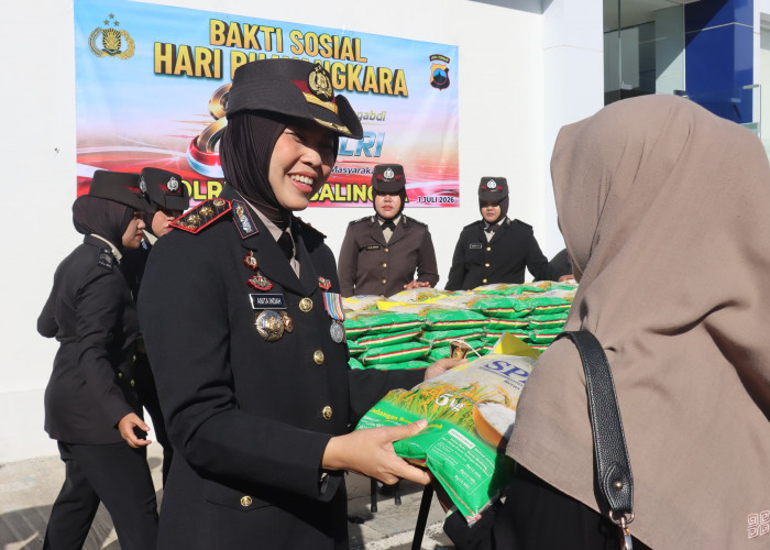 Hari Bhayangkara ke-80, Polres Purbalingga Bagikan 100 Paket Beras untuk Warga Kurang Mampu