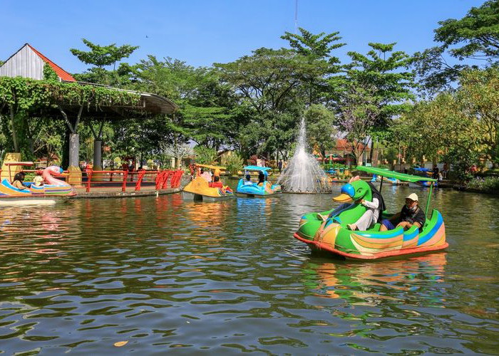 Wisata Seru Bersama Keluarga di Taman Mas Kemambang Purwokerto