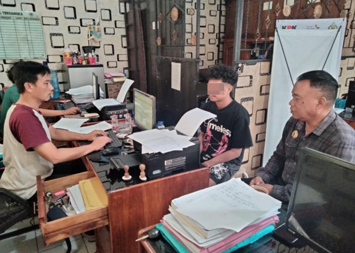 Remaja di Cilacap Utara Ditangkap karena Kedapatan Edarkan Sinte via Media Sosial