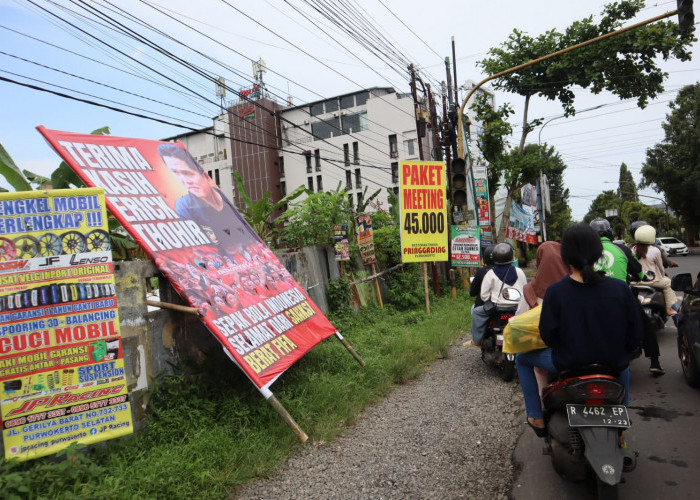 Pelanggaran Spanduk Masih Kerap Dijumpai di Kota Purwokerto 