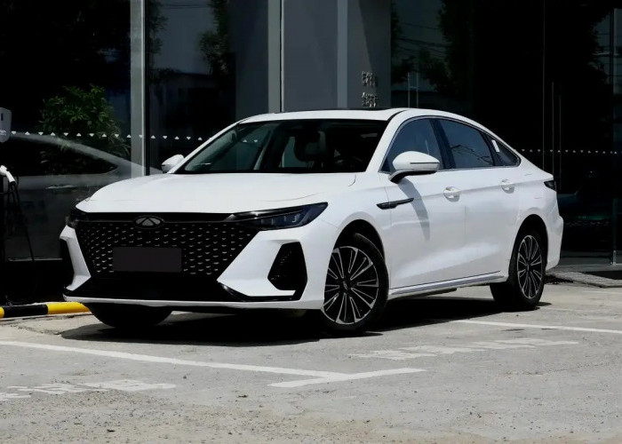 Chery Fulwin A8, Sedan Ganteng yang Bikin Penasaran