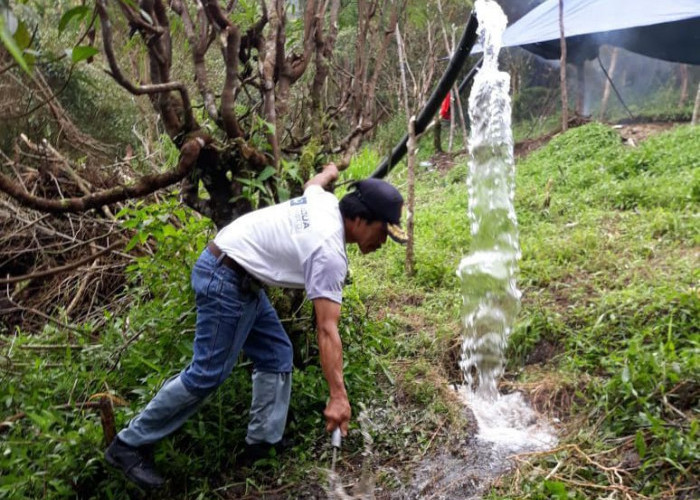 600 Warga Masih Andalkan Air Bersih Bantuan Gubernur, Meski Biaya Pemeliharaan Mahal