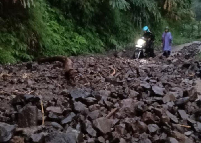 Hujan Deras di Purbalingga, Longsor Terjadi di Desa Sirau dan Debit Air di Objek Wisata Curug Nini Naik
