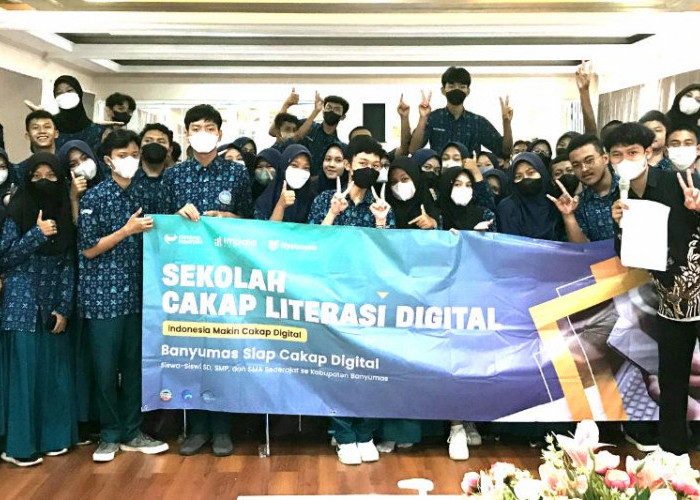 Webinar Makin Cakap Digital 2022, Bertema Pelajar Aman Bersosial Media di Era Digital